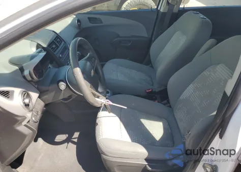 2015 Chevrolet Sonic Ls z USA, uszkodzony, nr VIN 1G1JA6SH8F4195959